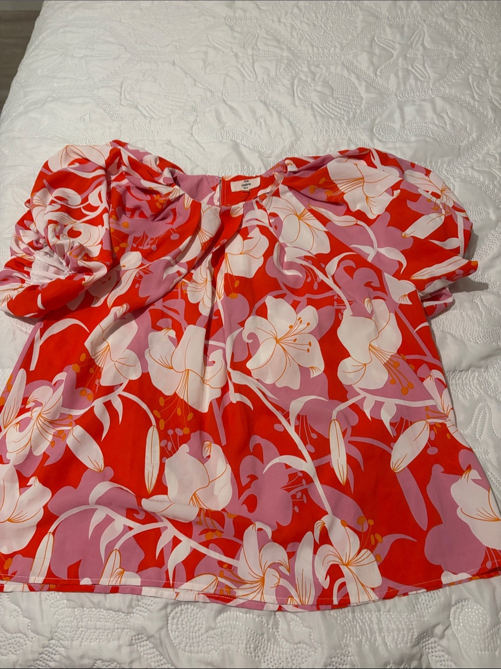 entro Red & Pink Floral Puff-Sleeve Blouse
